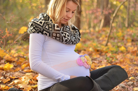 Maternity Photography | Autumn Maternity Session | Sayen Gardens | Ashley Halas Photography LLC Hamilton New Jersey Photographer