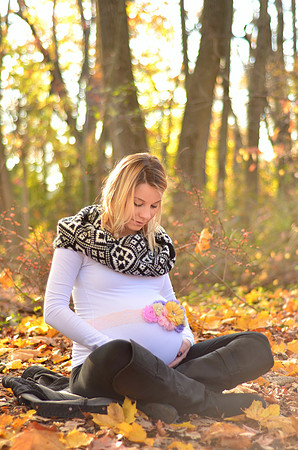 Maternity Photography | Autumn Maternity Session | Sayen Gardens | Ashley Halas Photography LLC Hamilton New Jersey Photographer