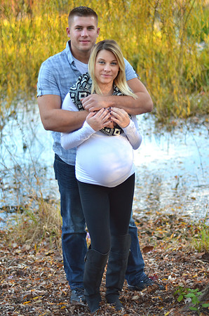 Maternity Photography | Autumn Maternity Session | Sayen Gardens | Ashley Halas Photography LLC Hamilton New Jersey Photographer