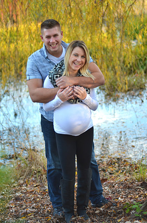Maternity Photography | Autumn Maternity Session | Sayen Gardens | Ashley Halas Photography LLC Hamilton New Jersey Photographer