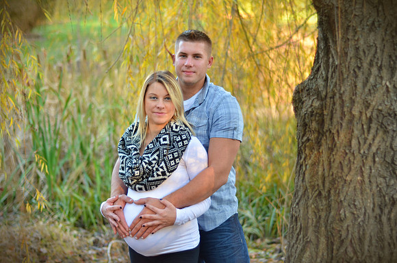 Maternity Photography | Autumn Maternity Session | Sayen Gardens | Ashley Halas Photography LLC Hamilton New Jersey Photographer