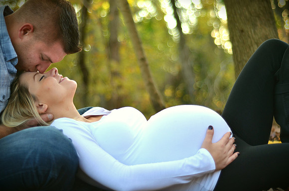Maternity Photography | Autumn Maternity Session | Sayen Gardens | Ashley Halas Photography LLC Hamilton New Jersey Photographer