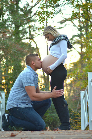 Maternity Photography | Autumn Maternity Session | Sayen Gardens | Ashley Halas Photography LLC Hamilton New Jersey Photographer