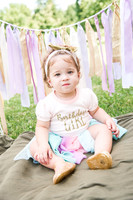 1st Birthday Cake Smash: Sadie & Juliet